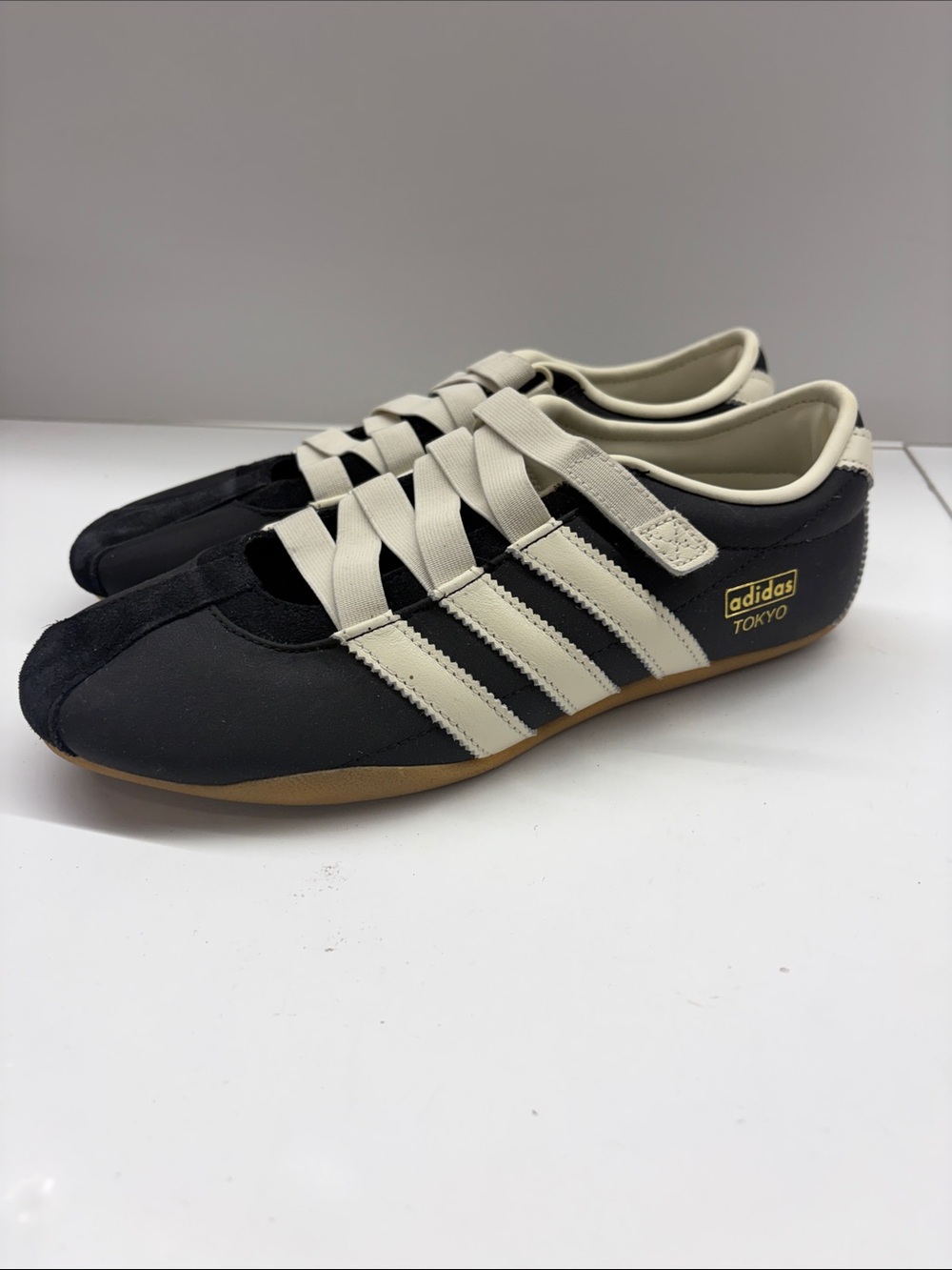 Used Adidas Tokyo Mary Jane Shoes Women’s size 8.5